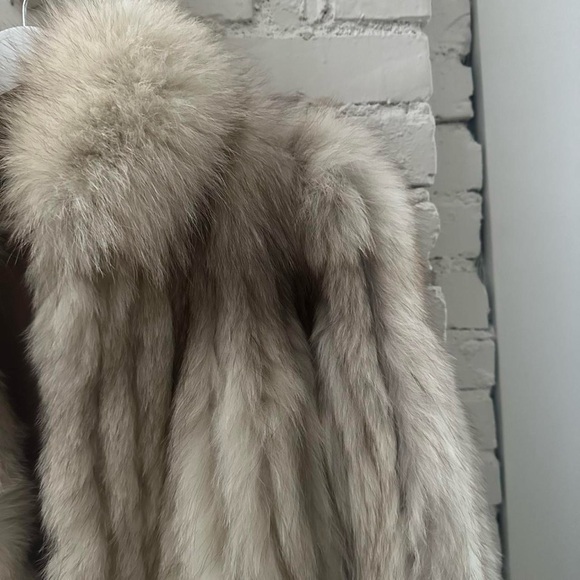 Vintage 60s OPERA Blue Fox Fur Coat - Picture 7 of 8